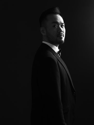 《苍山》导演