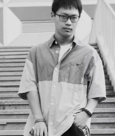 贾雨翔 导演照片