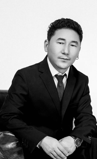 当瓶子转动时导演照片2